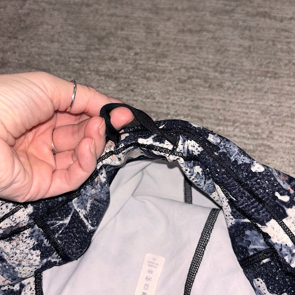 Lululemon Speed Up Tight *Full-On Luxtreme 28” | Size 4 - Picture 9 of 11